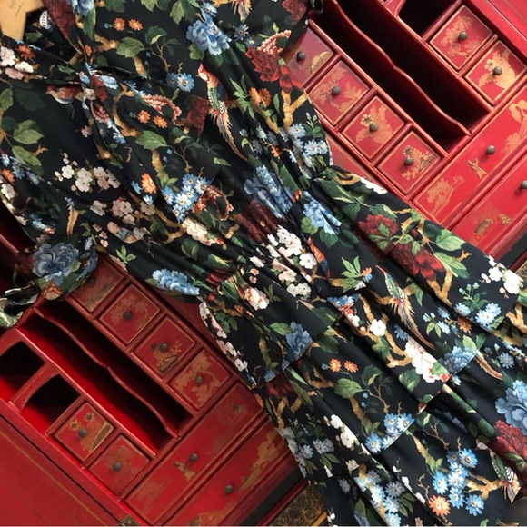 Alice & Olivia NWT Dress Breann Tiered Floral Tie-Neck 3/4 Sleeve Size 12 - Picture 9 of 9